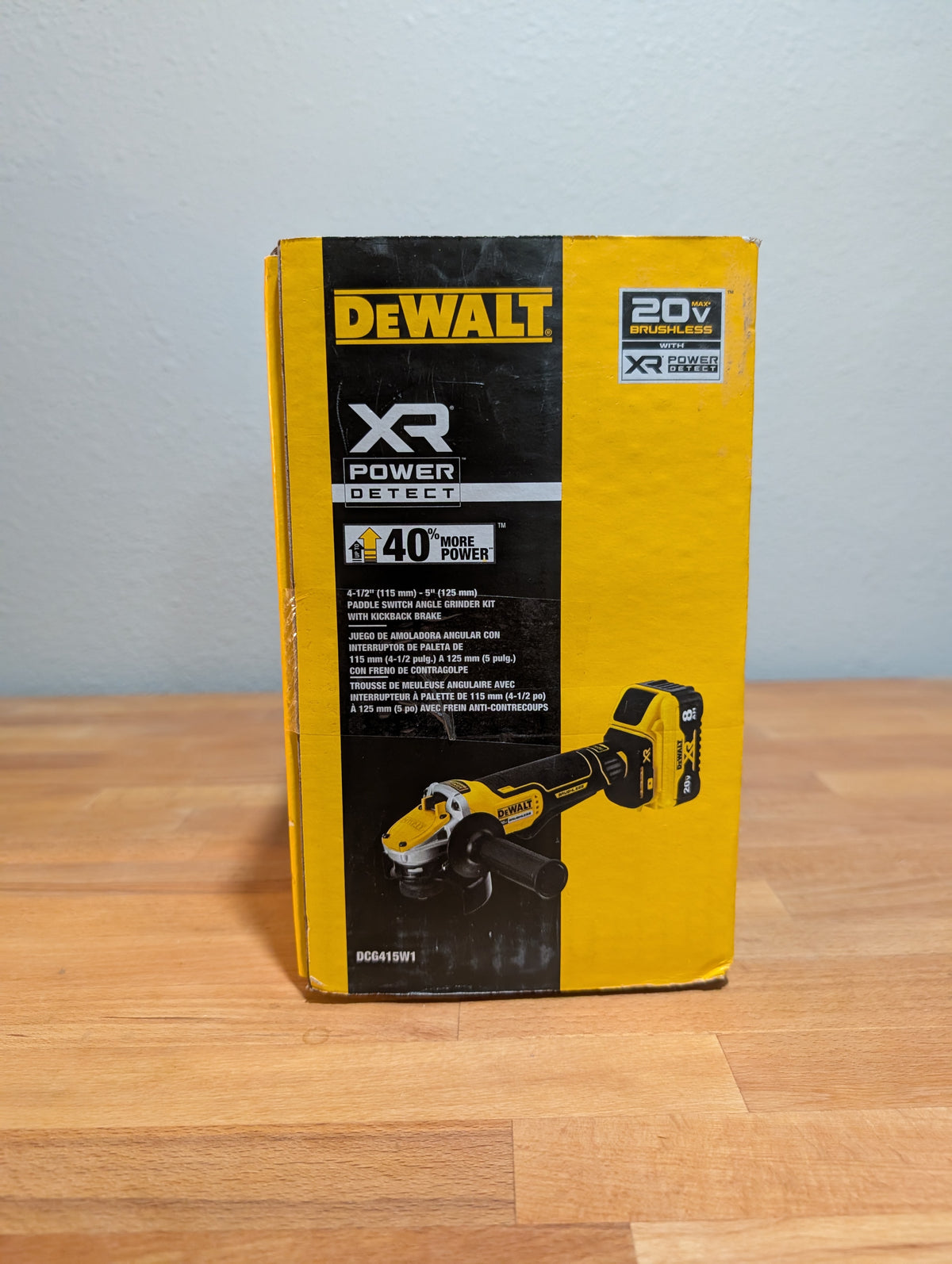 20V MAX* XR® Brushless Cordless 4-1/2 - 5 in. Small Angle Grinder with POWER DETECT™ Tool Technology Kit [DCG415W1]