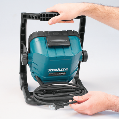 18V LXT® Lithium‑Ion Cordless/Corded 20 L.E.D. Work Light, Light Only