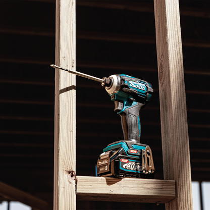 40V max XGT® Brushless Cordless 2‑Pc. Combo Kit (2.5Ah)
