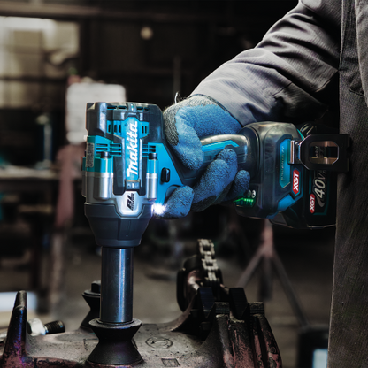 40V max XGT® Brushless Cordless 4‑Speed Mid‑Torque 1/2" Sq. Drive Impact Wrench Kit w/ Detent Anvil (2.5Ah)