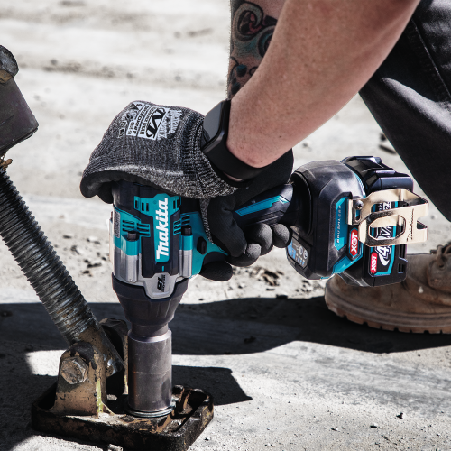 40V max XGT® Brushless Cordless 4‑Speed Mid‑Torque 1/2" Sq. Drive Impact Wrench Kit w/ Detent Anvil (2.5Ah)